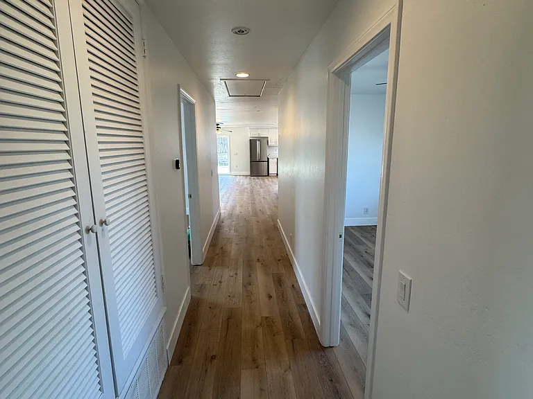8202 Palm St — Photo 8