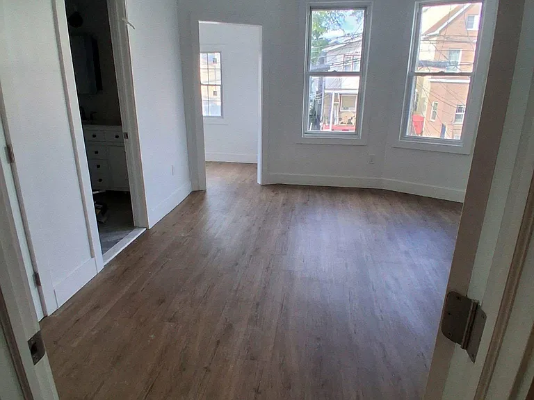 275 Claremont Ave #2 — Photo 13