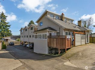 9480 Olson Pl SW APT E, Seattle, WA 98106
