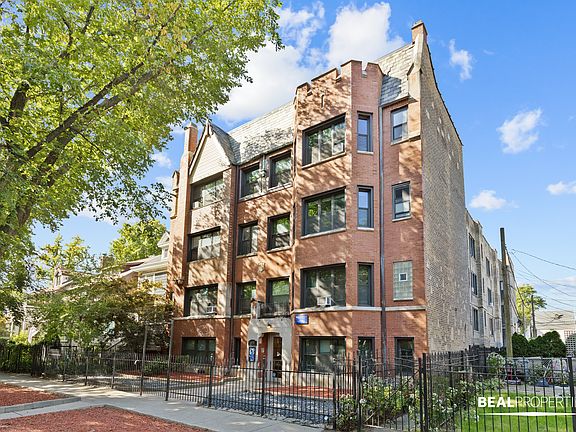 2nd image of 4614 N Paulina St #1B-1Ba