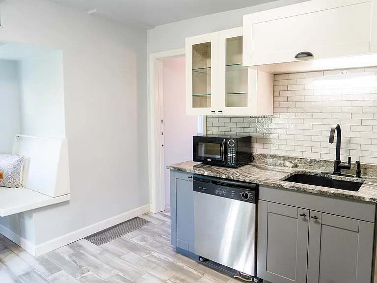 2736 Emerson Ave S #3 — Photo 7