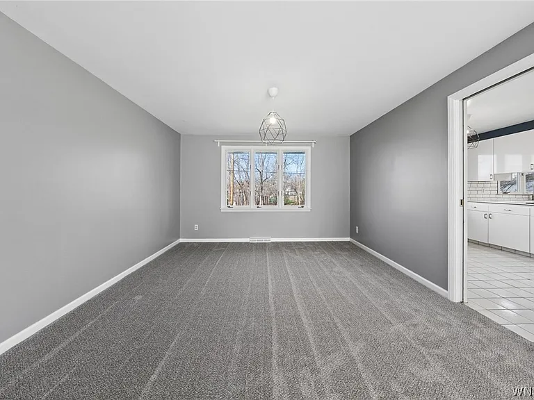 40 Tristan Ln — Photo 10