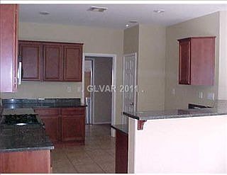 4th image of 6165 Pine Desert Ave Unit 103