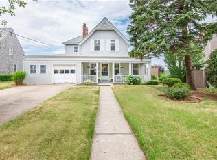 297 Terrace Ave, Riverside, RI 02915