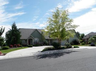 1837 W Alleluia Ave, Hermiston, OR 97838