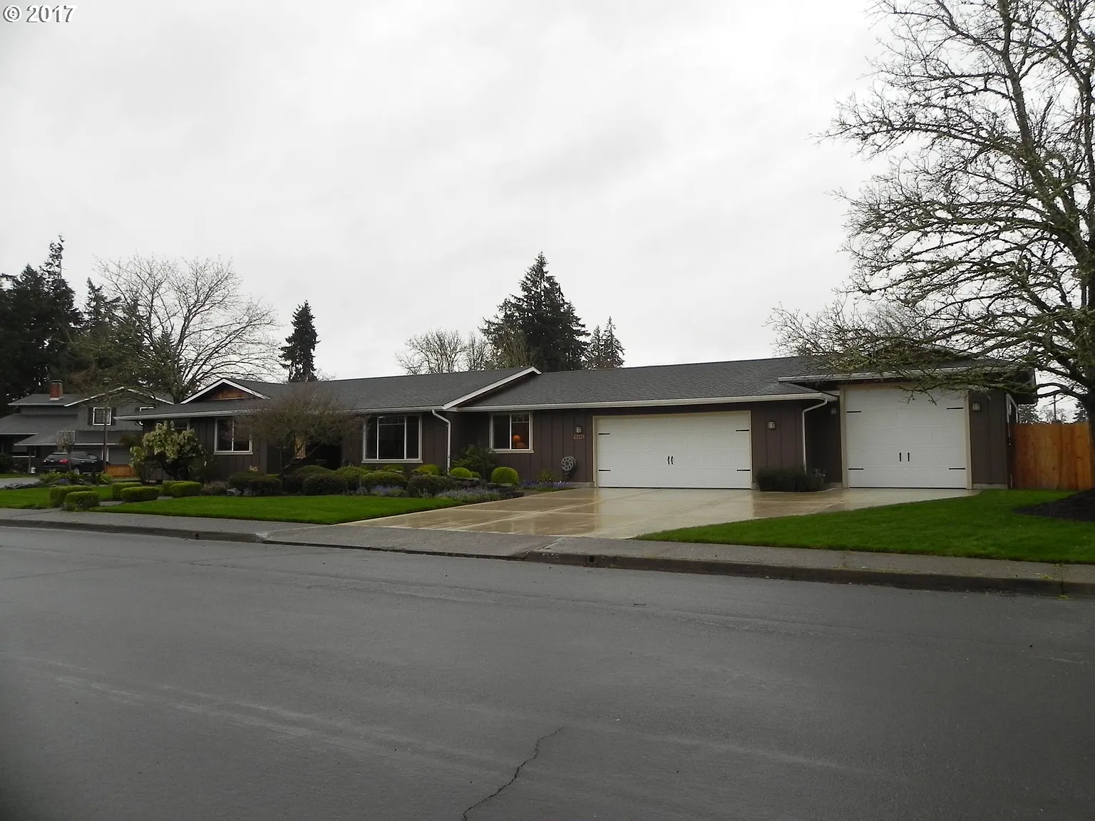 4396 Ryan St photo 1