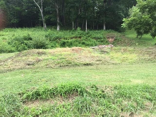 1st image of 379 Mudd St