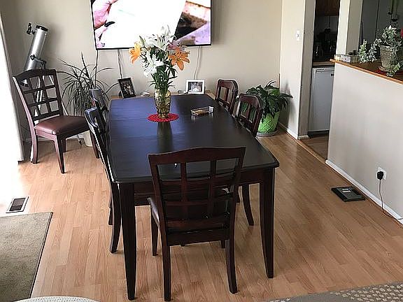 Dining w/ window to kitchen