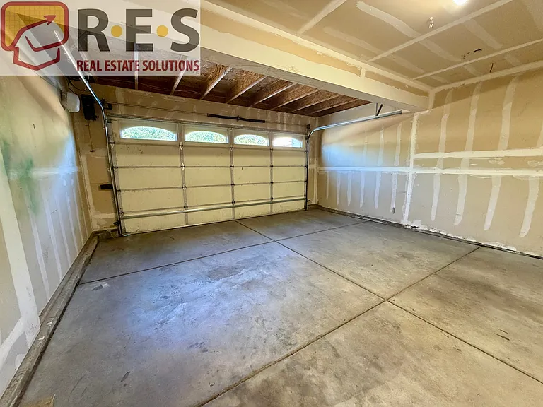 3841 Grove St — Photo 5