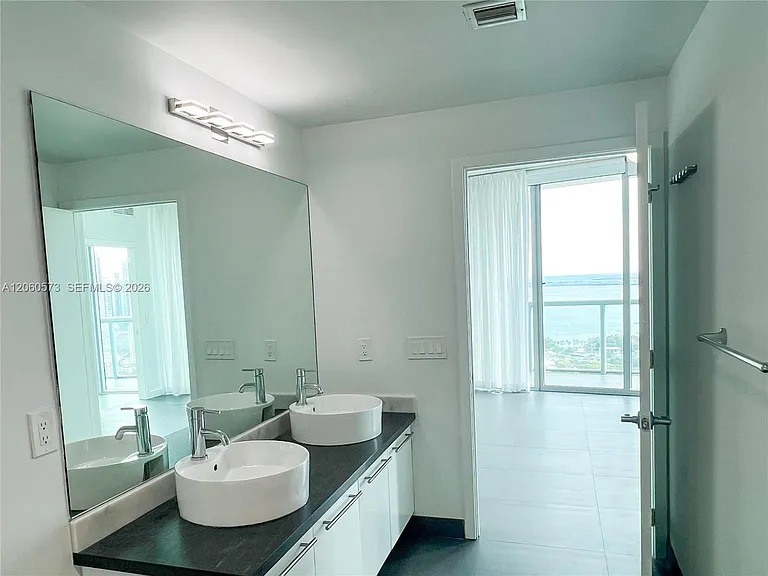 888 Biscayne Blvd #3701 — Photo 9