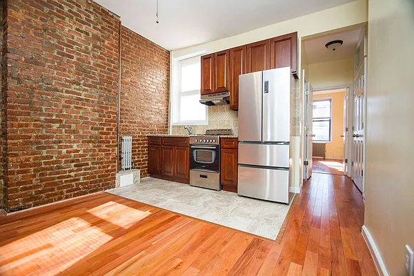 Rented by Nooklyn NYC LLC | media 1