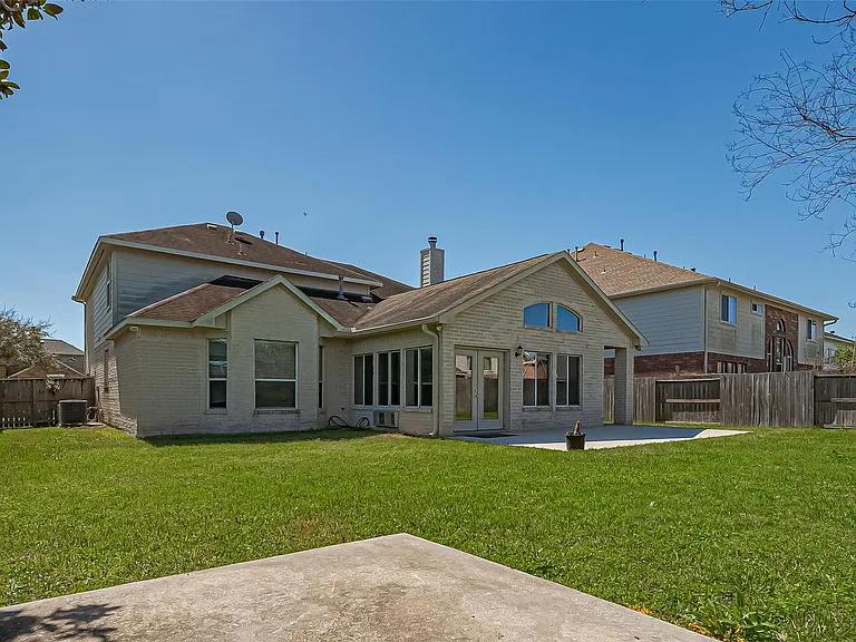 11315 Sailwing Creek Ct — Photo 40