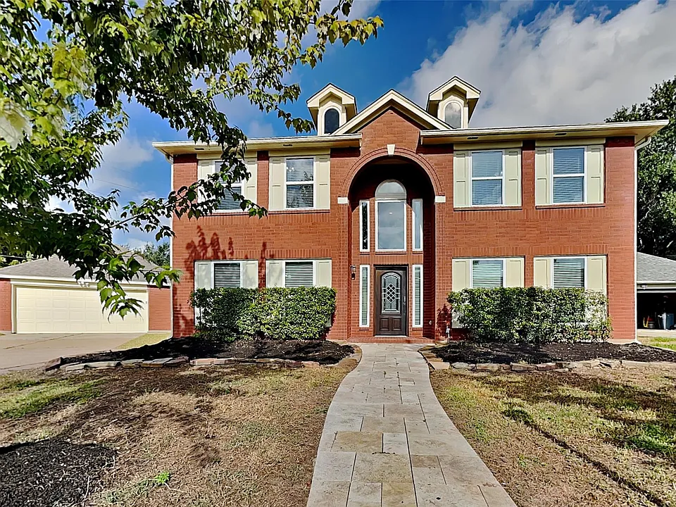 8510 Canyon Pine Dr