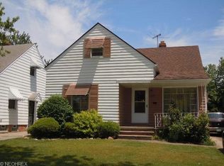 5227 Thomas St, Maple Heights, OH 44137