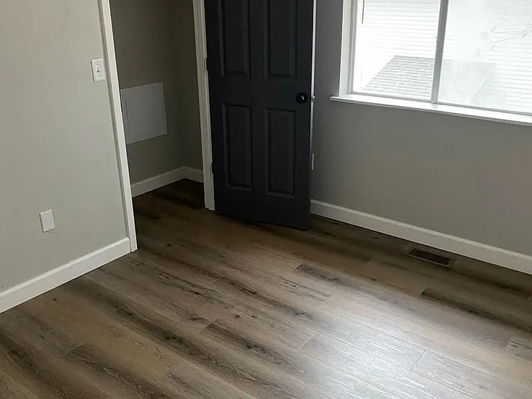 4223 Sunset Dr #4 — Photo 12
