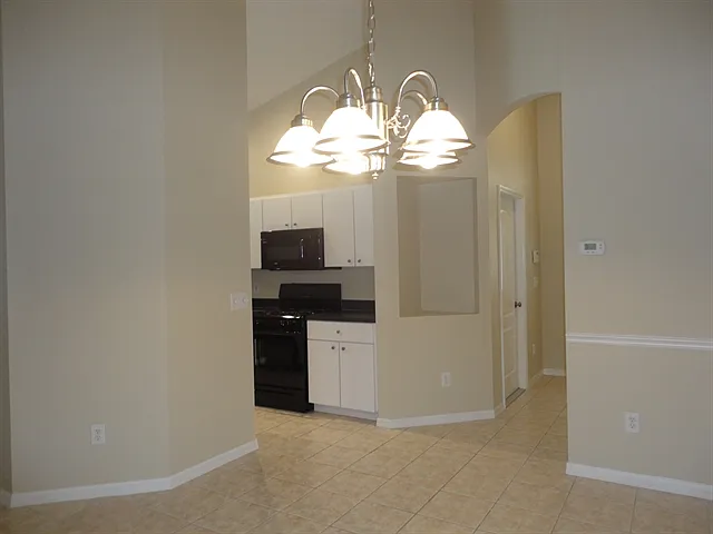 24540 Laurel Ridge Dr — Photo 10