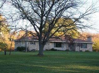 8965 Huckleberry Rd, Berrien Center, MI 49102