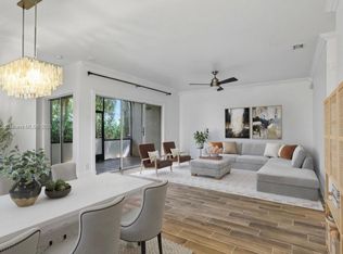 6582 Via Regina, Boca Raton, FL 33433