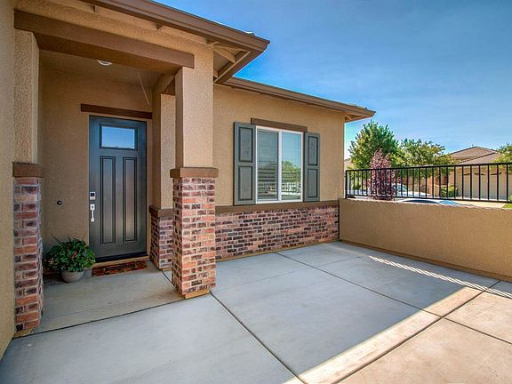 3rd image of 292 Suez Canal Ln