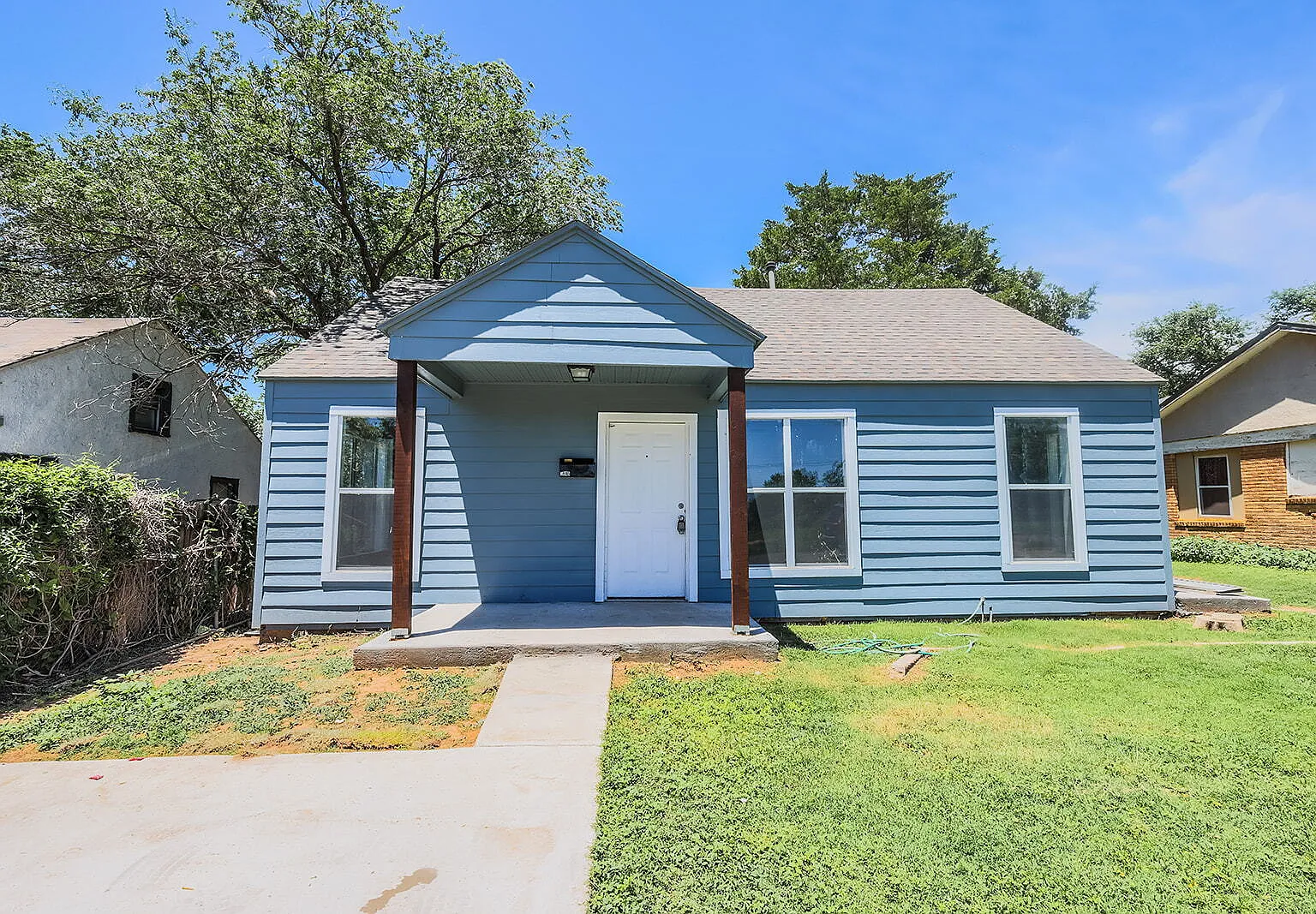 3 bed, 2.0 bath, 1340 sqft, $1,050 — Photo 1