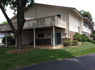 11117 Xavier Cir, Bloomington, MN 55437
