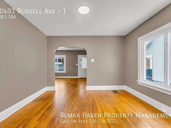 5th image of 10403 Russell Ave #1