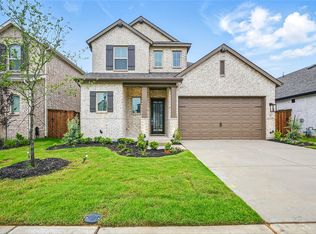 2429 Halter Dr, Aubrey, TX 76227