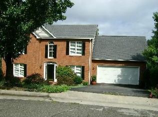 5724 Spring Meadow Ct, Roanoke, VA 24018