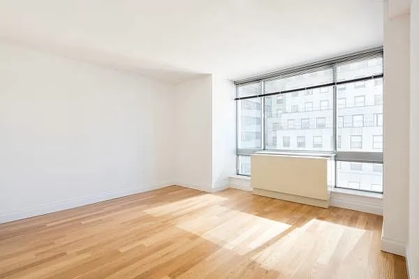 Rented by Bold New York | media 1