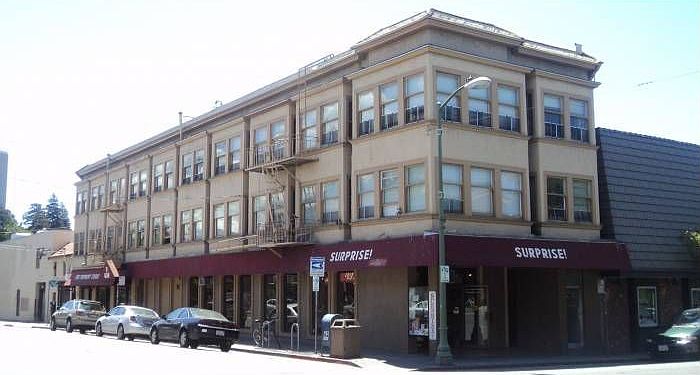 1st image of 4048 Piedmont Ave