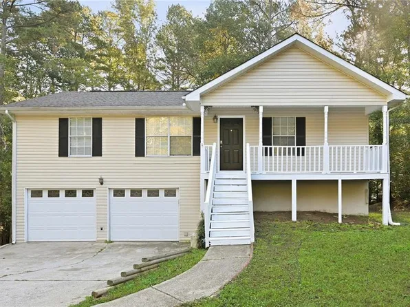 6429 River Hill Dr, Flowery Branch, GA 30542