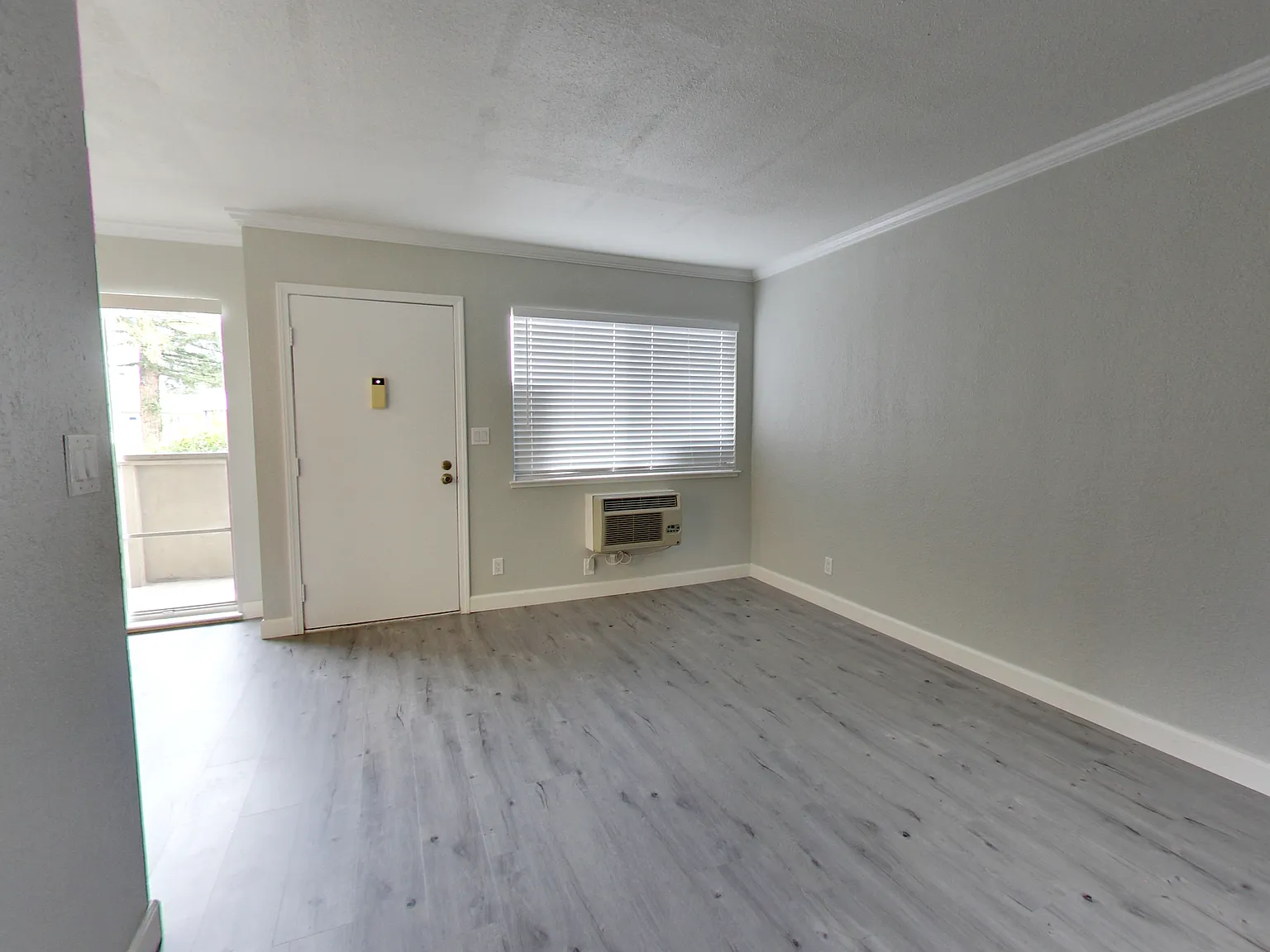 Oak Grove — Photo 4