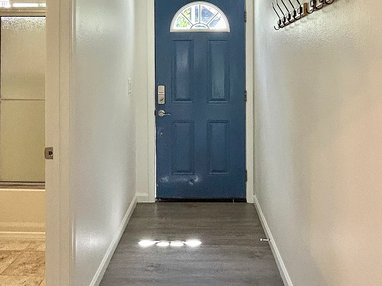 26388 Lake Forest Dr — Photo 15