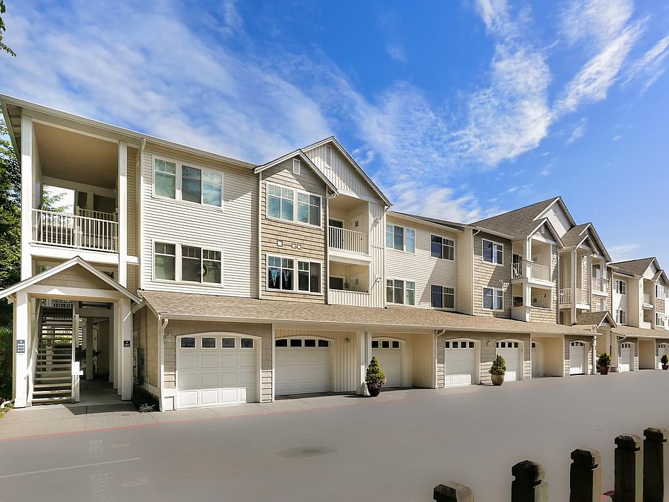 1st image of 14714 Admiralty Way APT A313