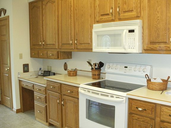 4th image of 5951 S Glenview Dr