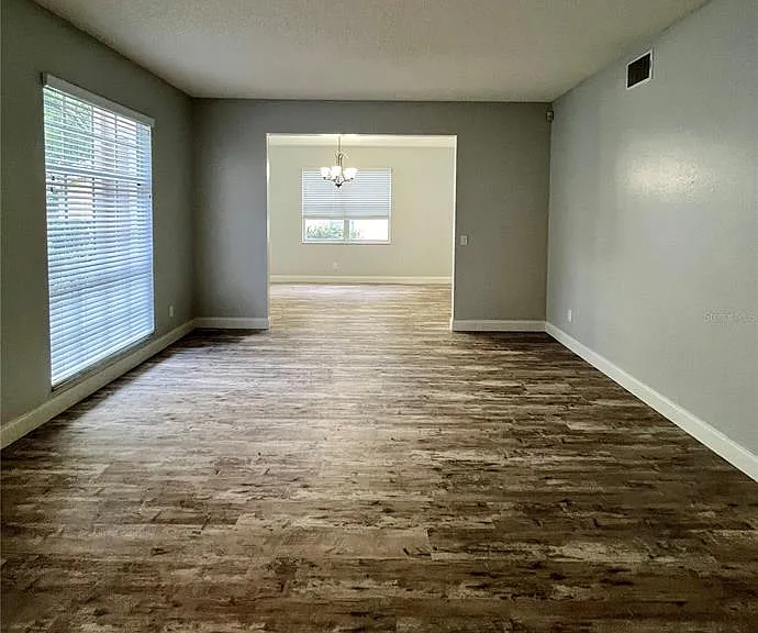 9318 Heritage Oak Ct — Photo 11