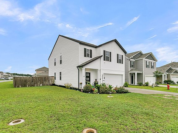 2nd image of 301 Black Birch Dr