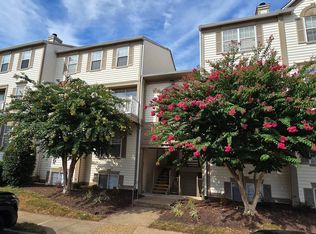 9262 Cardinal Forest Ln #C-301, Lorton, VA 22079