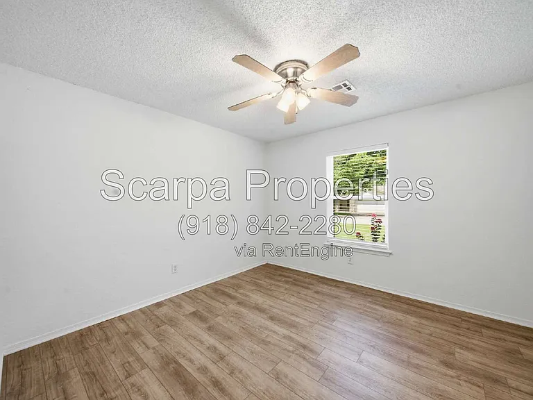 13621 S 285th East Ave — Photo 15