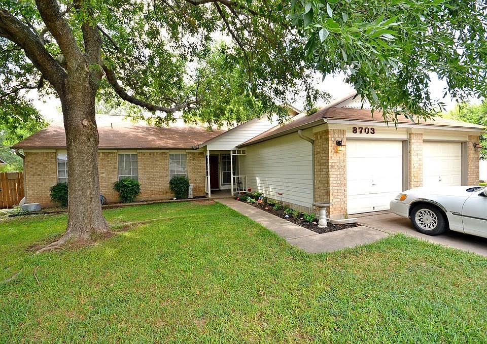 1st image of 8703 Pineridge Dr #B