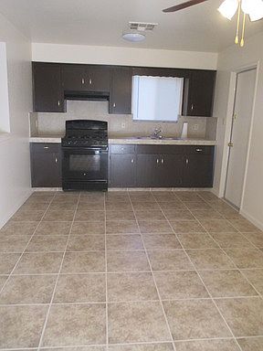 2nd image of 4120 W La Vida Ave