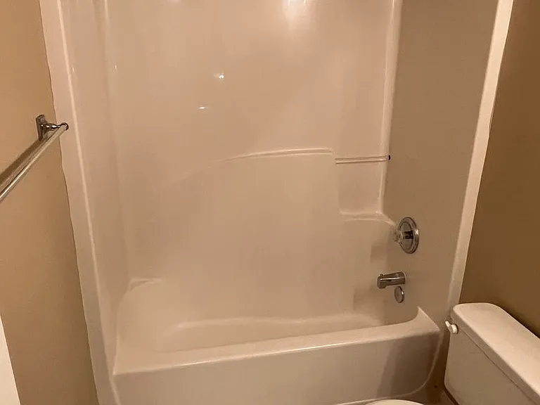 10410 Pickerel Ln — Photo 24