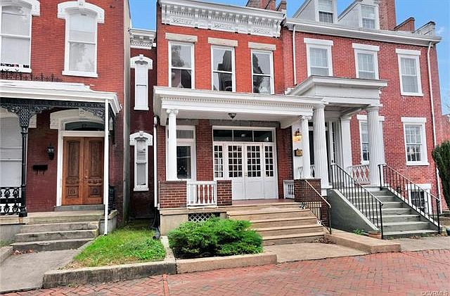 1st image of 19 W Clay St