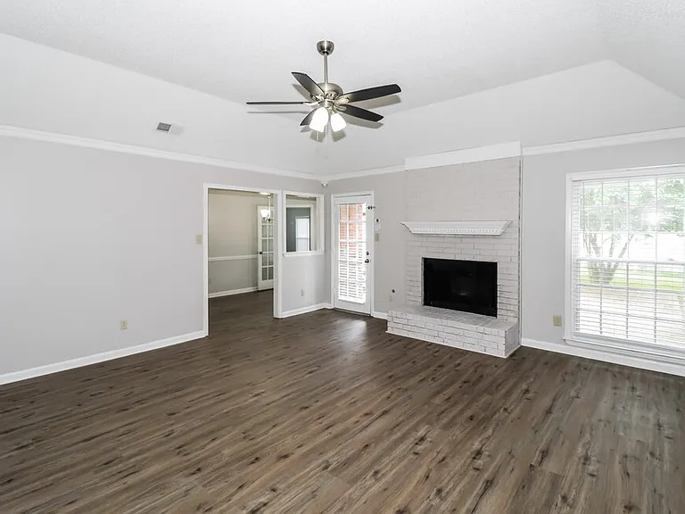 1582 Wind River Cir E — Photo 6