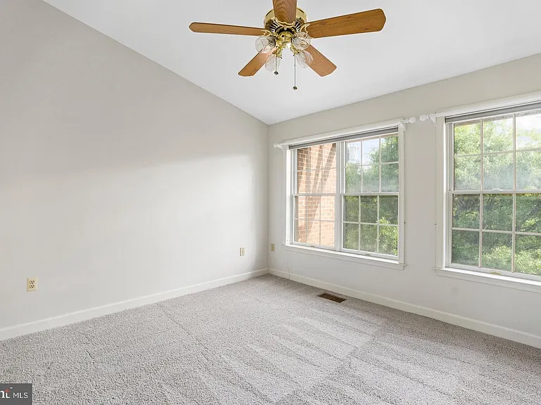 6908 Fairfax Dr #306 — Photo 19