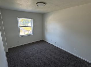 529 Fulton St APT C, Sellersburg, IN 47172
