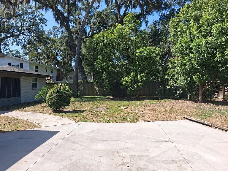 2374 Stafford Dr — Photo 55