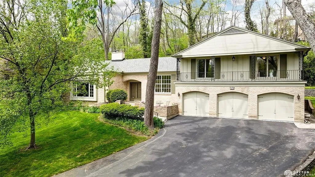 4 bed, 3.5 bath, 3095 sqft, $3,350 — Photo 1