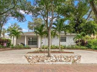 871 20th Ave N, Saint Petersburg, FL 33704