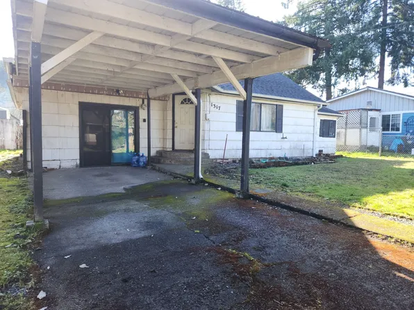 1317 Fir St, Sweet Home, OR 97386